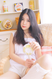 张含韵微博